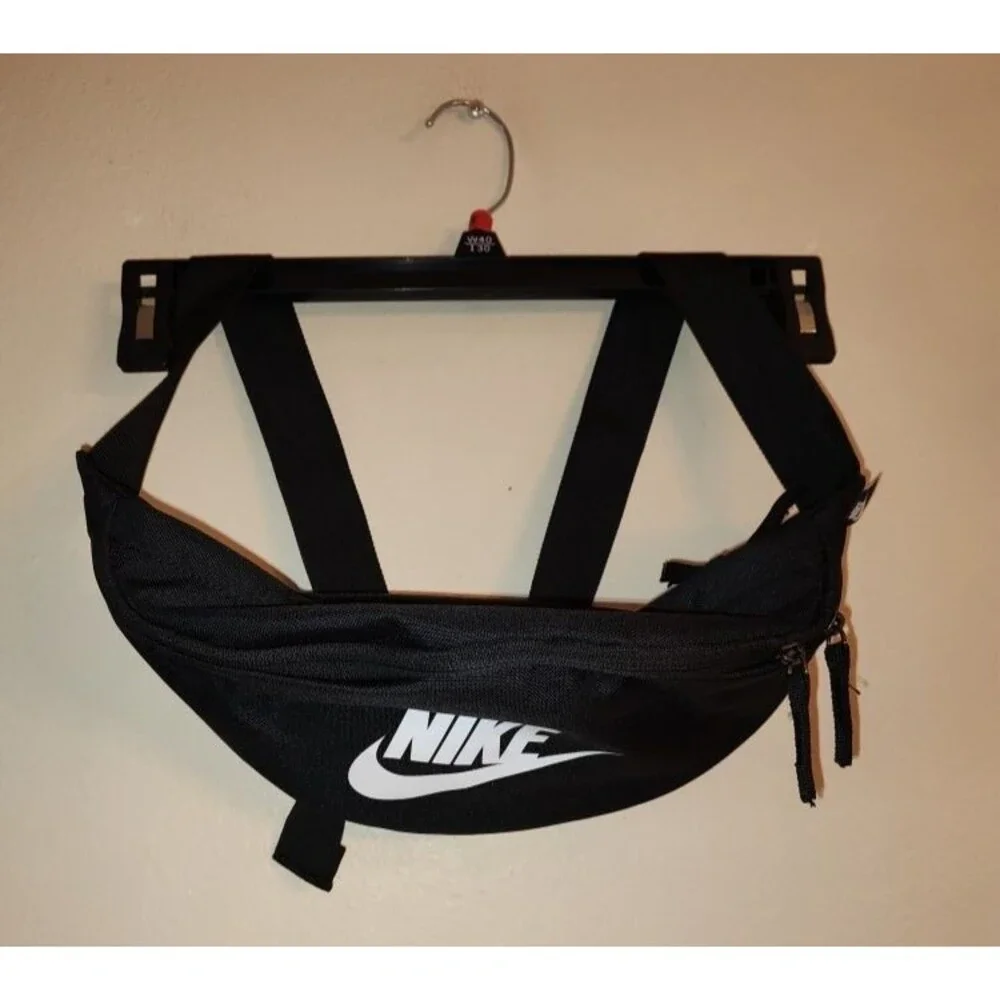 Men's Nike Heritage Fanny Pack Hip Waist Large Black Crossbody Belt Bag